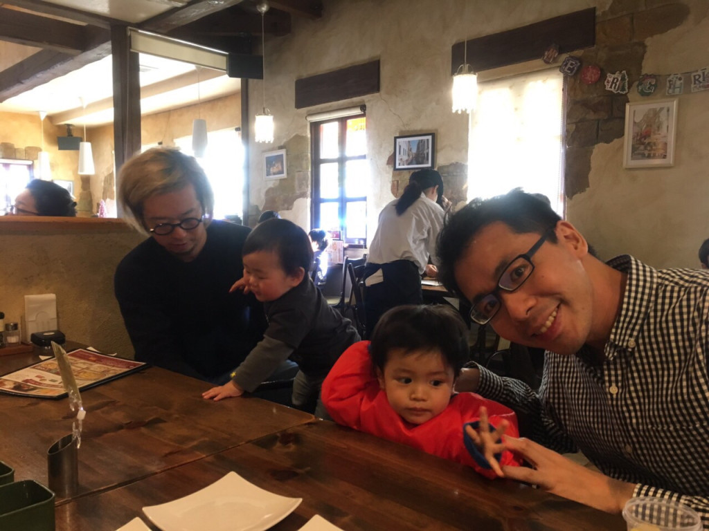 きみのことが大好きな先輩（右）といっしょに。